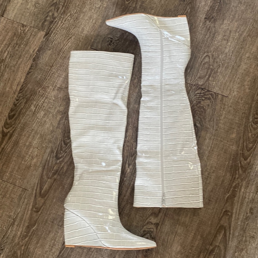 So Me Women Shoes Knee High Boots Wedge Heel Off White Grey